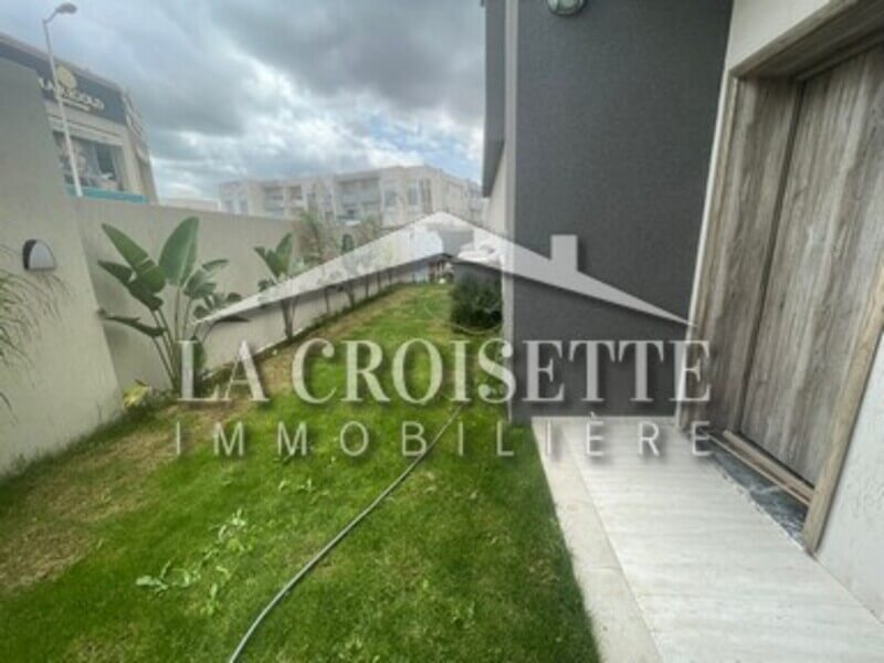 Duplex S+4 avec Jardin à La Soukra